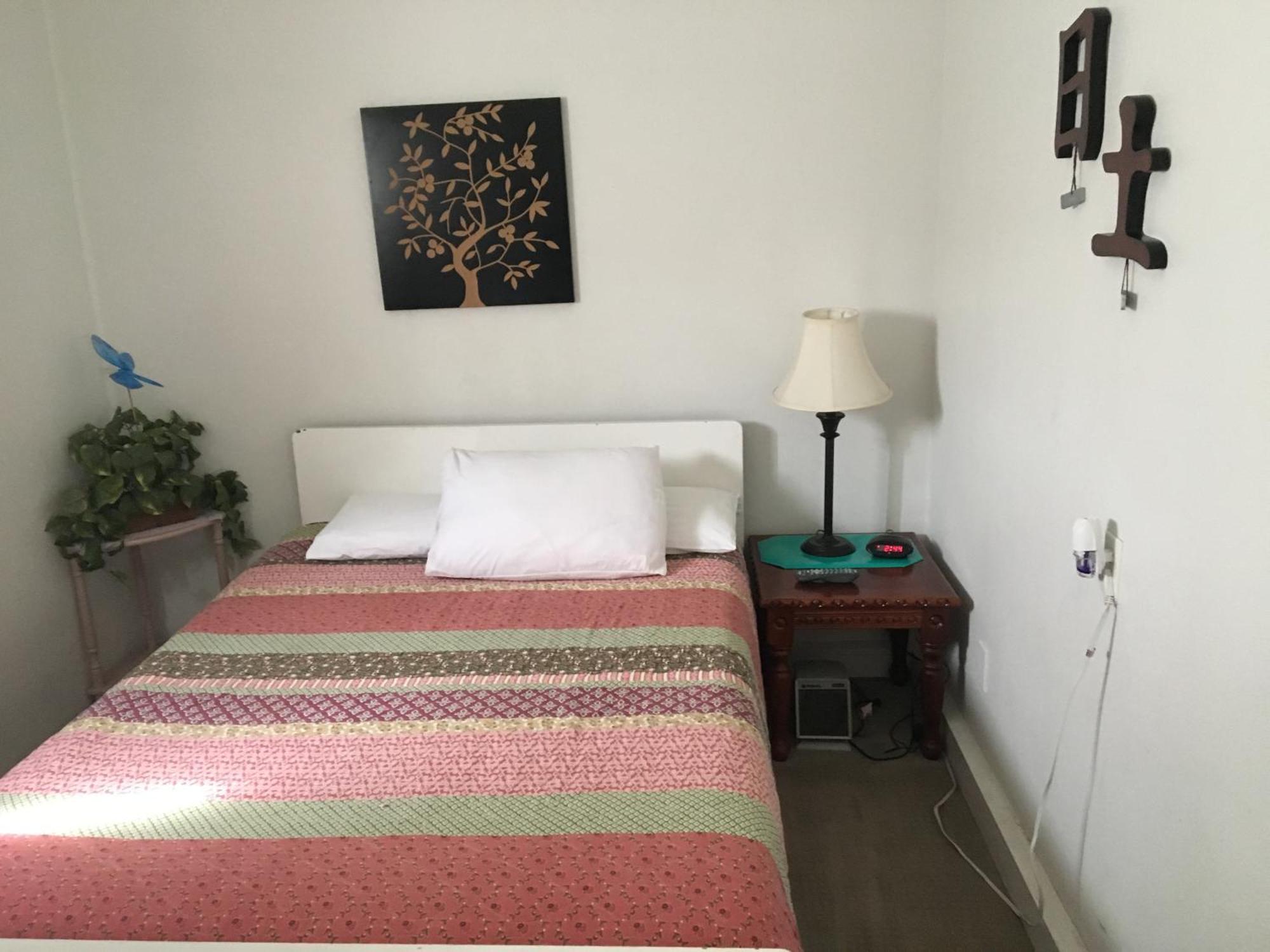 Midway Motel Caliente Extérieur photo